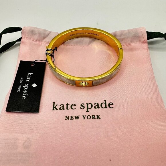 Kate Spade New York 'Hole Punch Spade Hinge Bangle' Pearl Bracelet - Picture 4 of 14